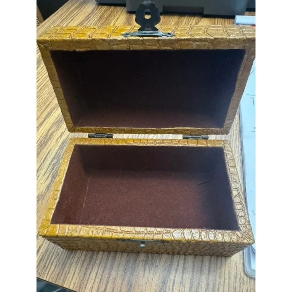 Vintage Faux Crocodile Embossed Jewelry Box Tan Dome Top Trunk Burgundy Lined